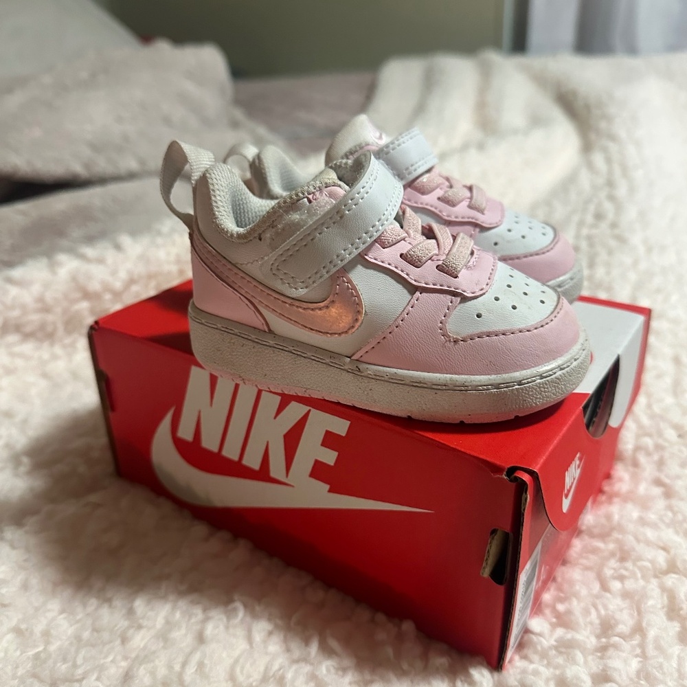 Pink Nike Shoes Size 4c